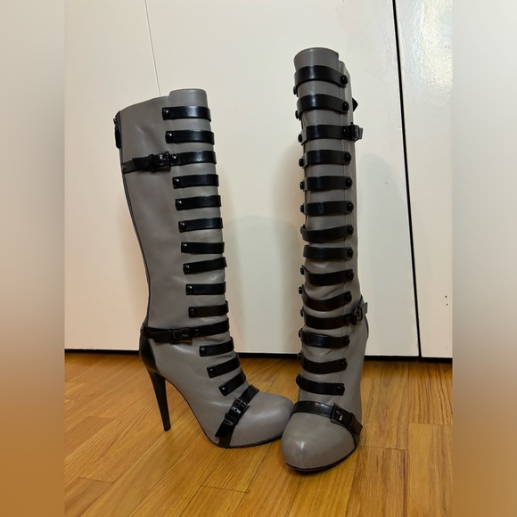 L.A.M.B black and grey leather boots - Picture 2 of 9